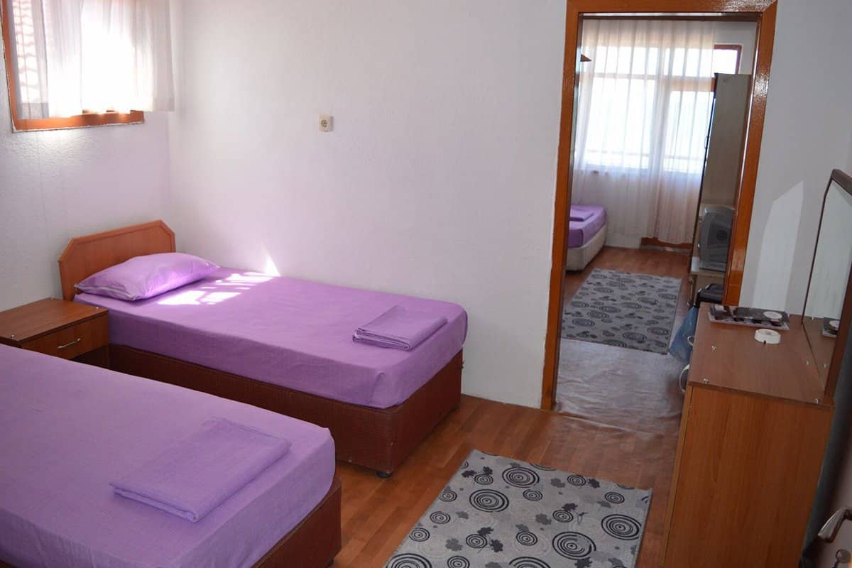 monlight otel çakraz