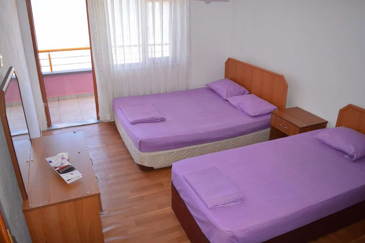 monlight otel çakraz