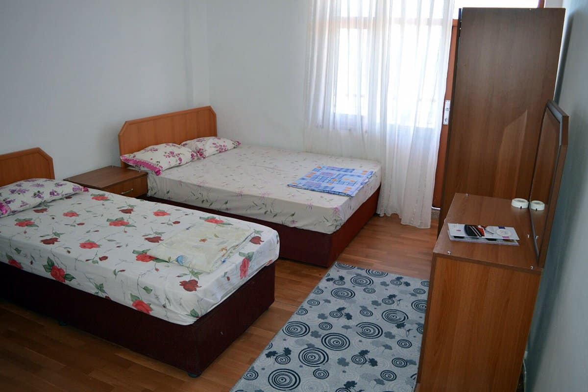 monlight otel çakraz